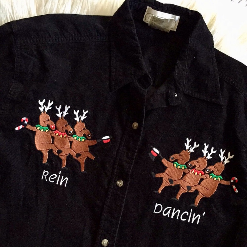 🎁 Christmas Embroidered Corduroy Shirt